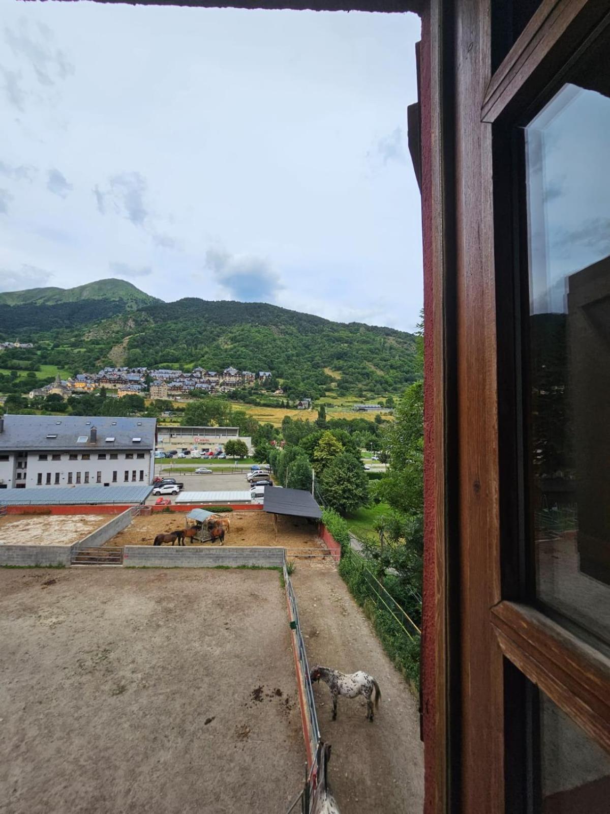 Hotel Hipic Vielha Exteriér fotografie